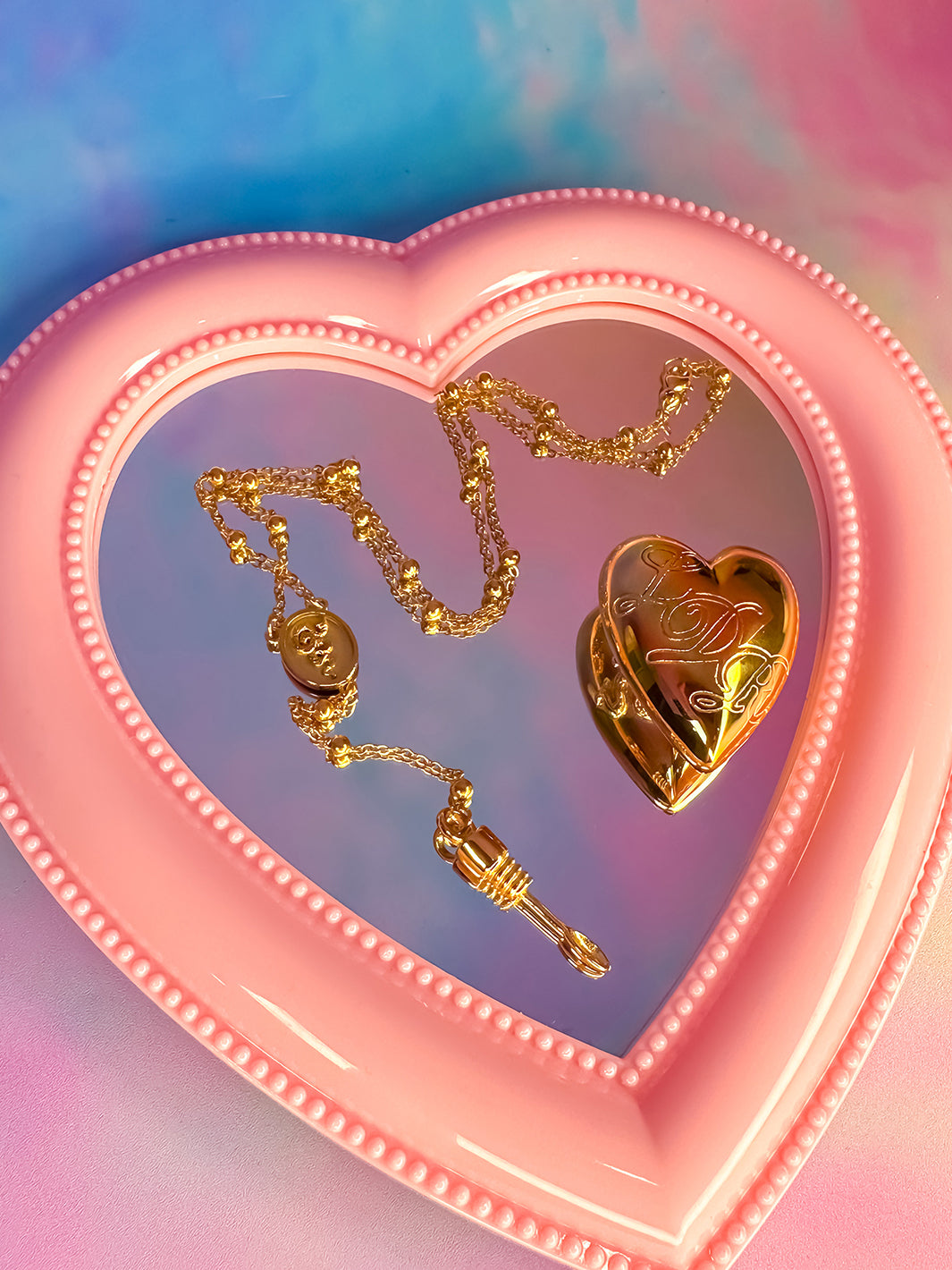 SNAKE HEART LOCKET SCOOP NECKLACE - GOLD